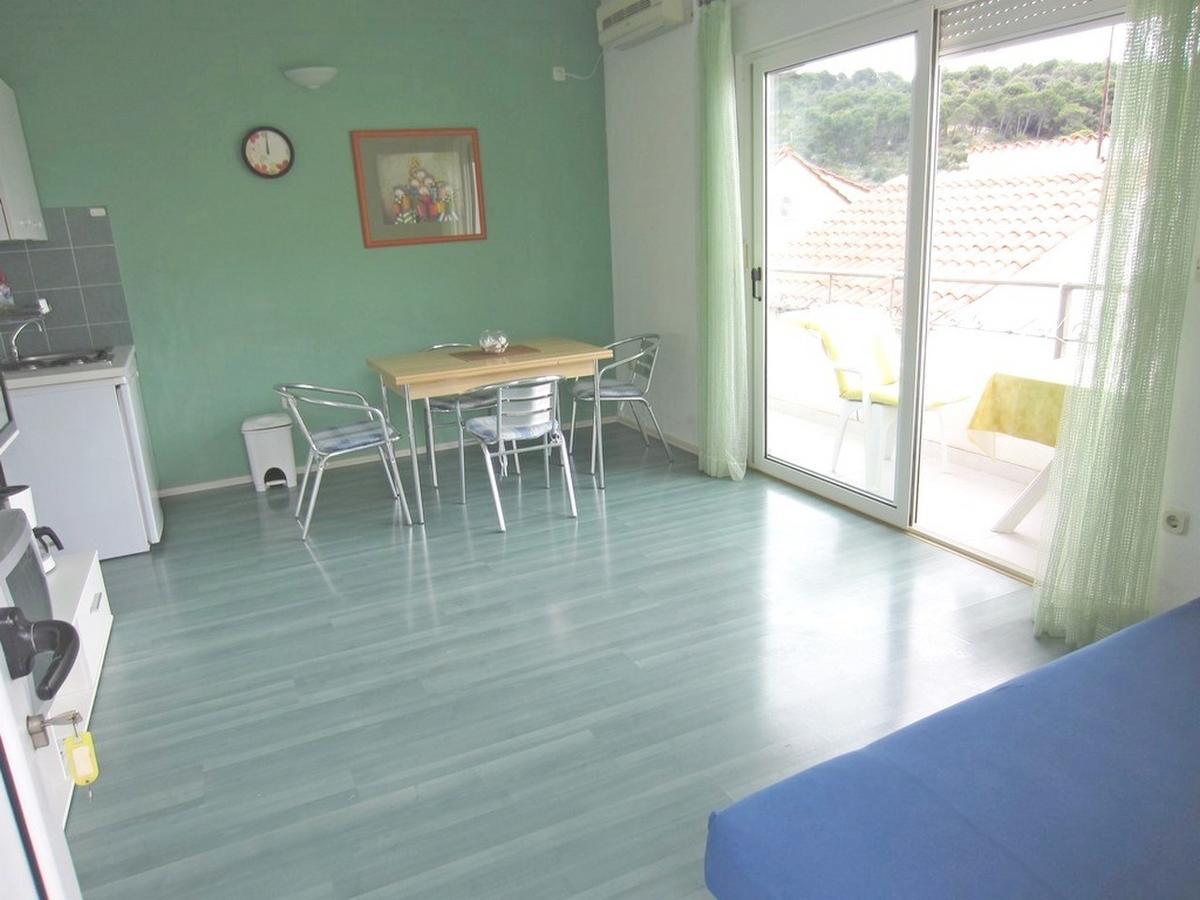 Apartments Zdenka Donji Okrug  المظهر الخارجي الصورة